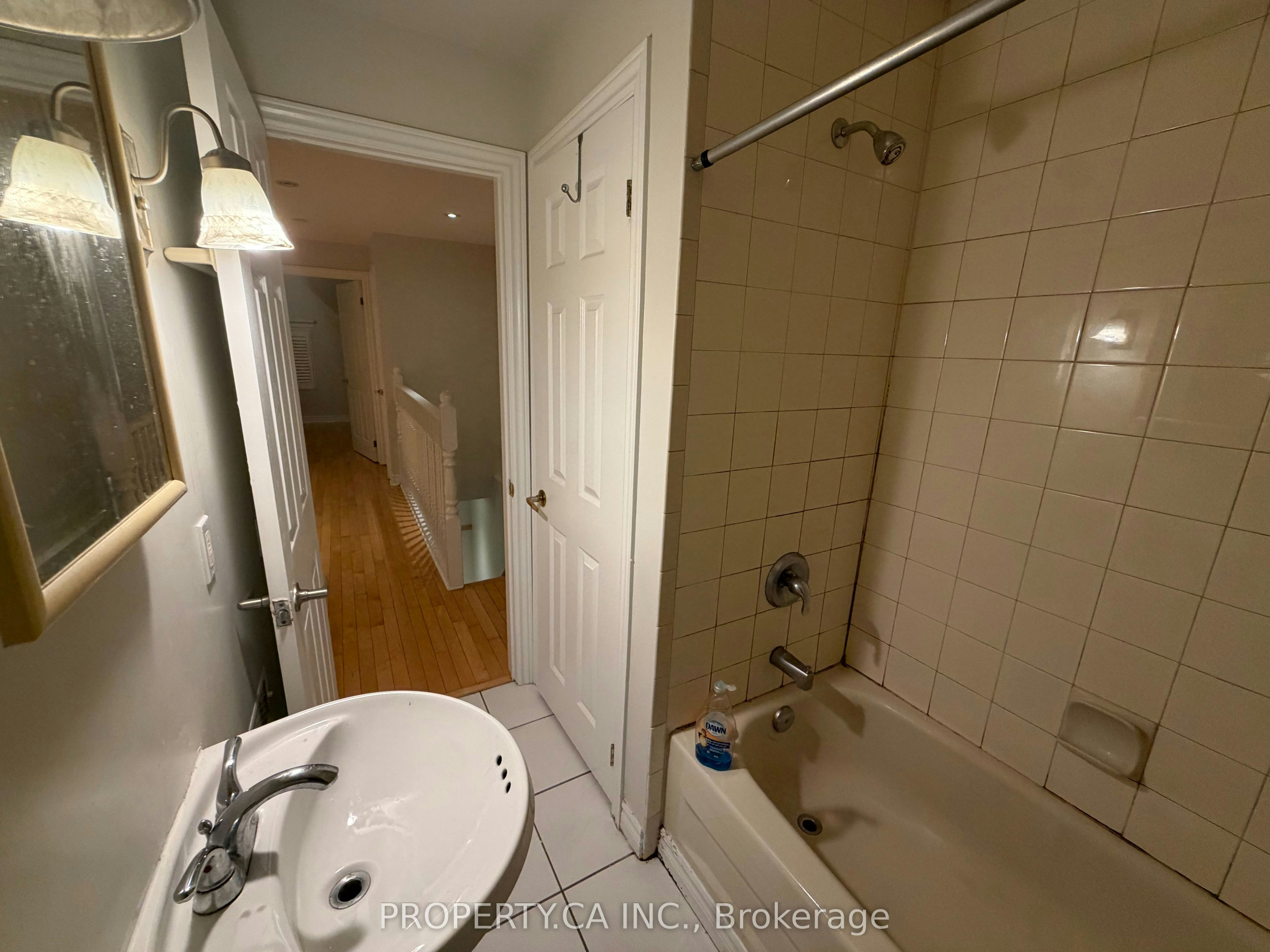 3-25 Dupont Street, Toronto, ON, M5R 1V3 - 10