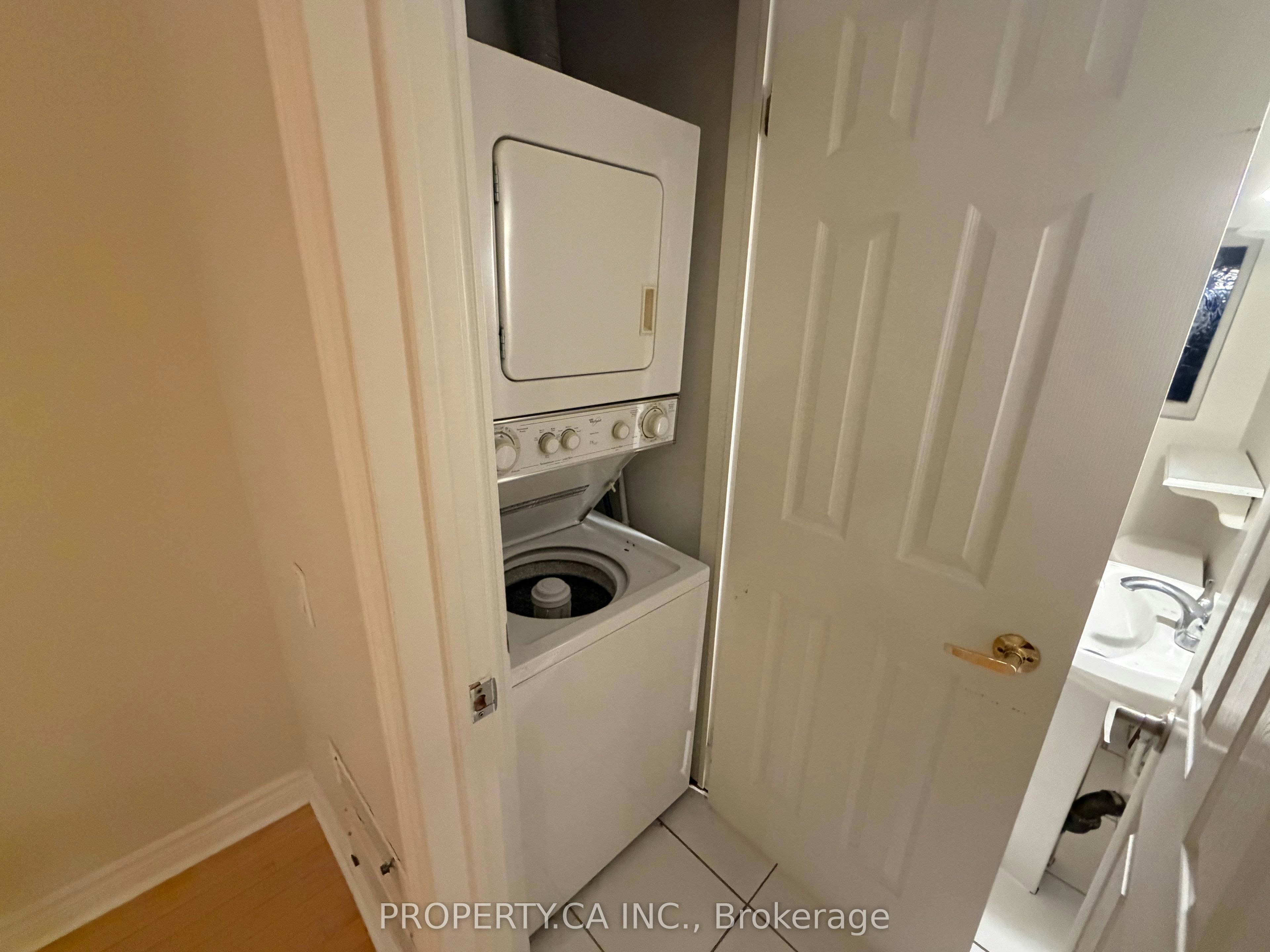 3-25 Dupont Street, Toronto, ON, M5R 1V3 - 12