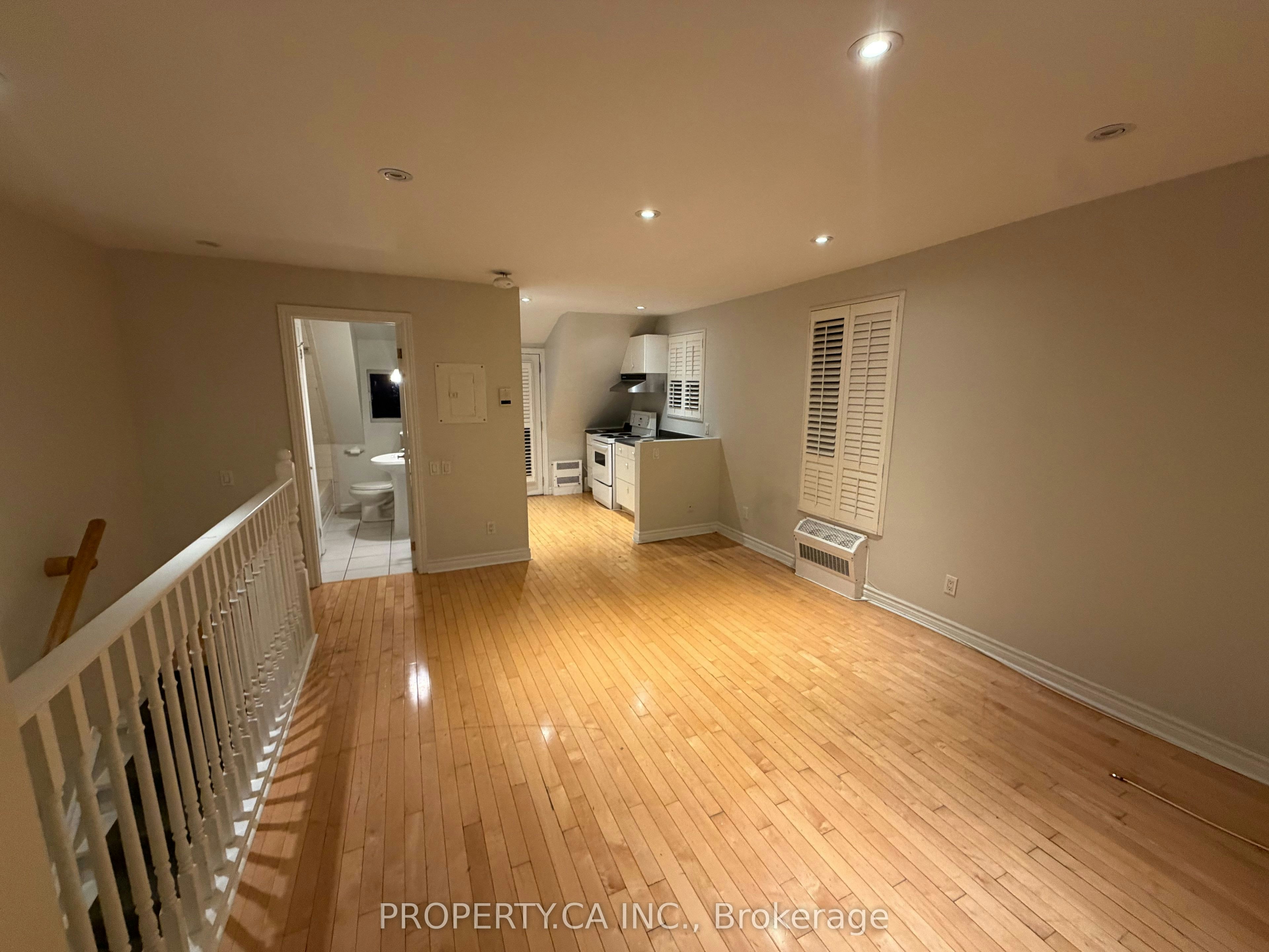 3-25 Dupont Street, Toronto, ON, M5R 1V3 - 3