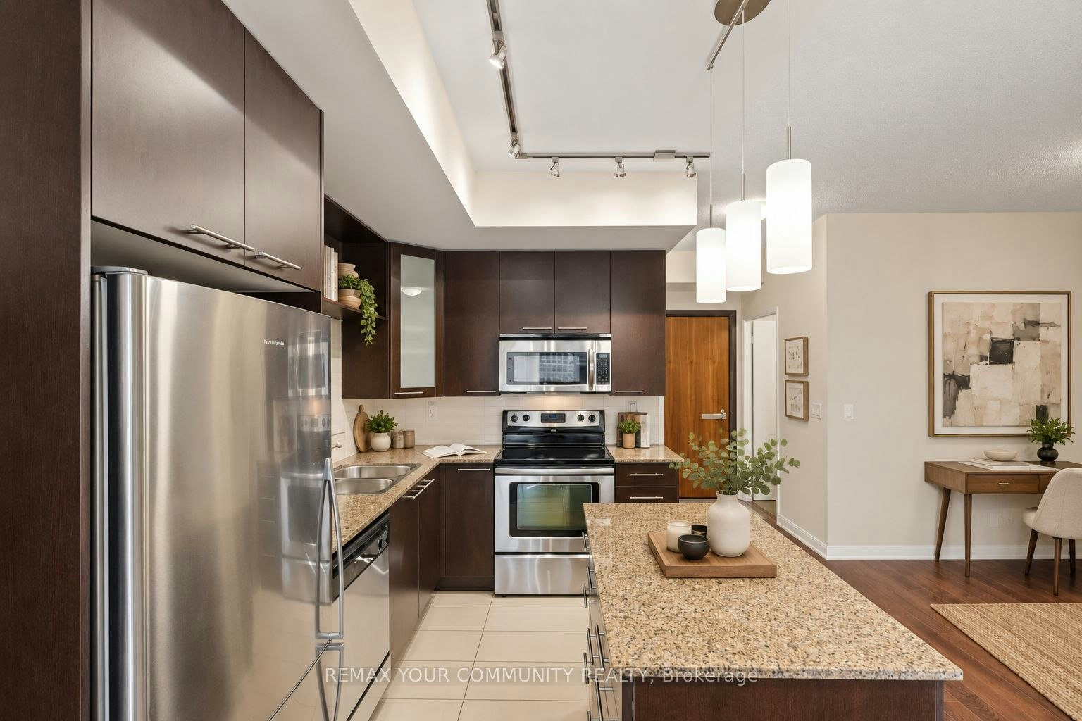 1011-500 Sherbourne Street, Toronto, ON, M4X 1L1 - 11