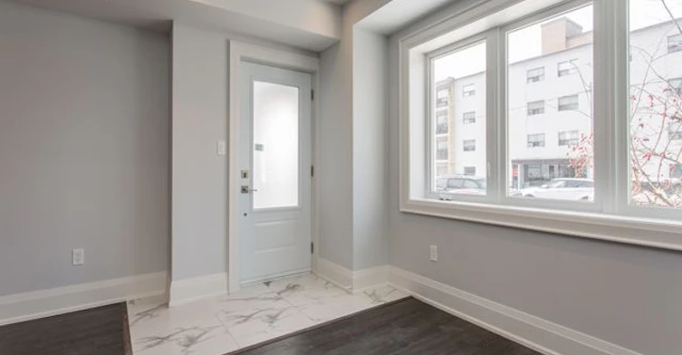 Main-987 Avenue Road, Toronto, ON, M5P 2K9 - 2