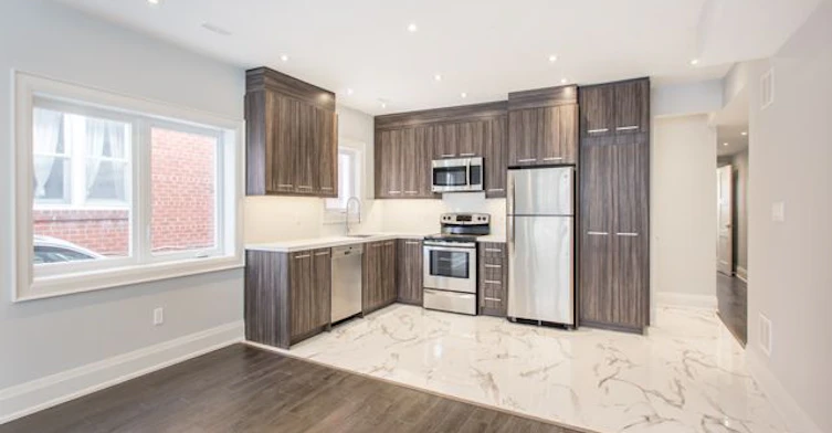 Main-987 Avenue Road, Toronto, ON, M5P 2K9 - 6