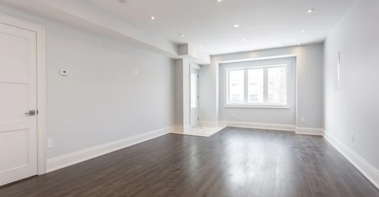 Main-987 Avenue Road, Toronto, ON, M5P 2K9 - 3