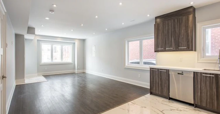 Main-987 Avenue Road, Toronto, ON, M5P 2K9 - 8
