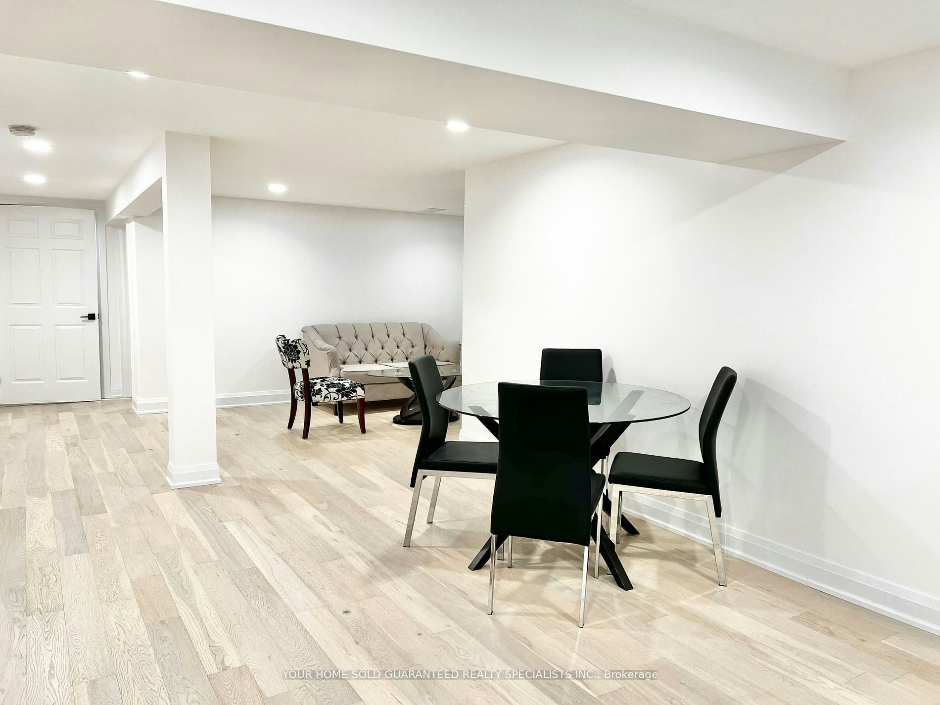 Room 2-2 Pannahill Road, Toronto, ON, M3H 4N3 - 3