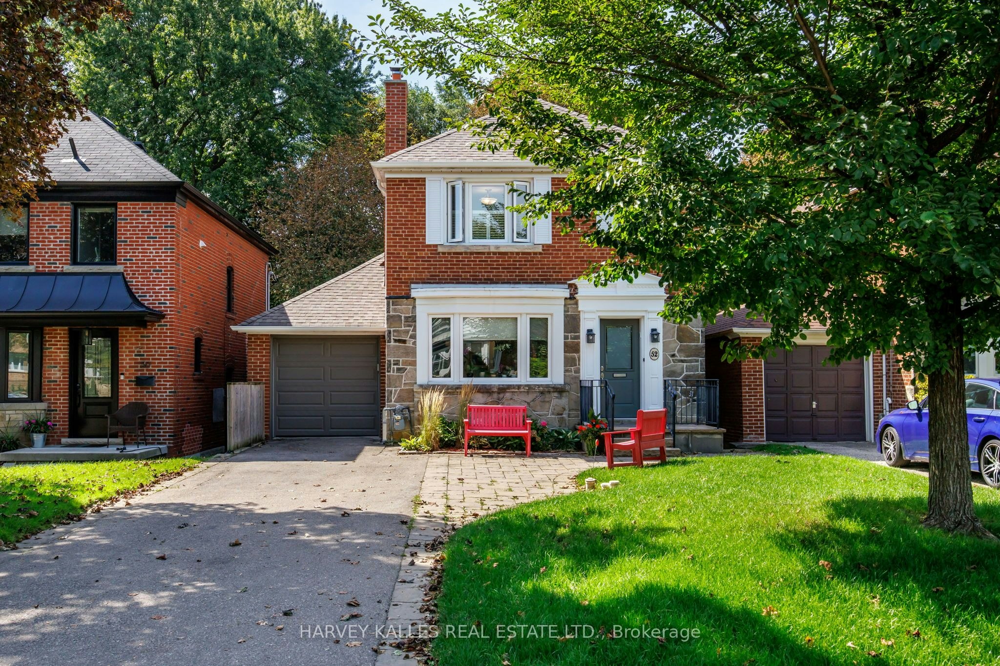 52 Park Hill Road, Toronto, ON, M6C 3N1