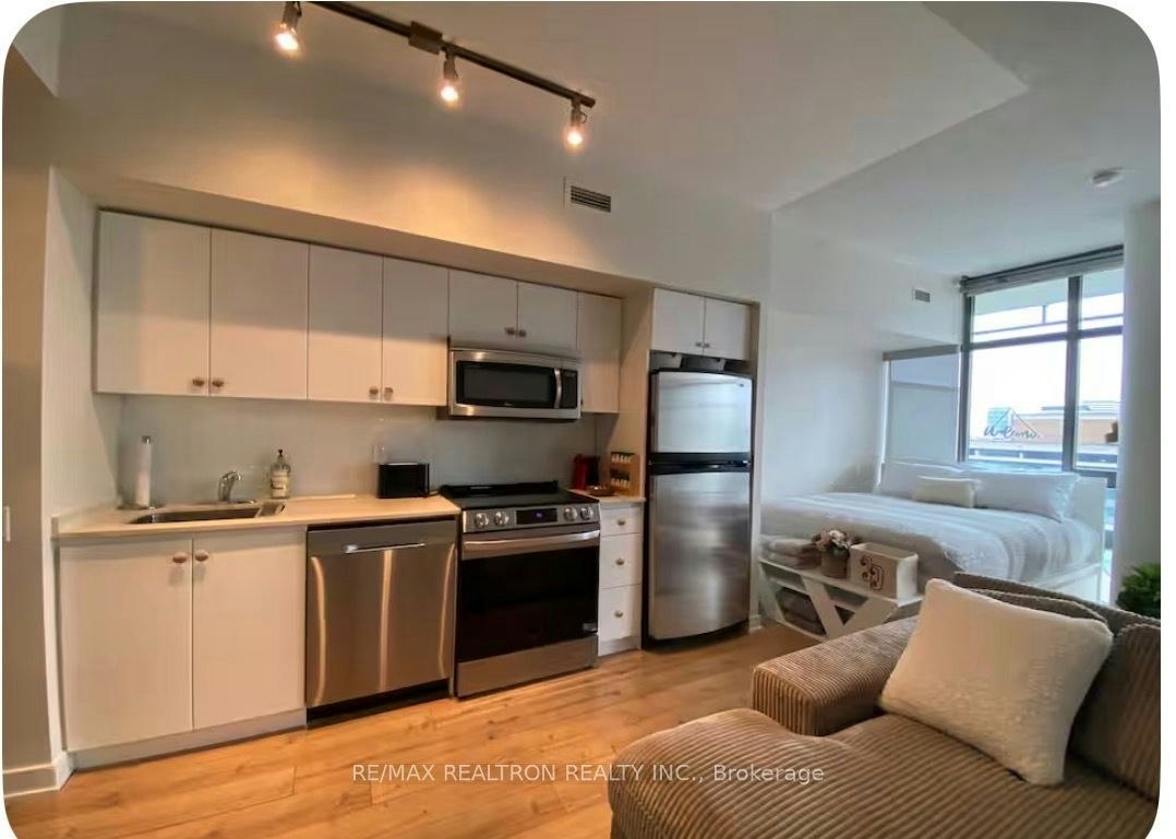2404-33 Charles Street E, Toronto, ON, M4Y 1R9 - 8