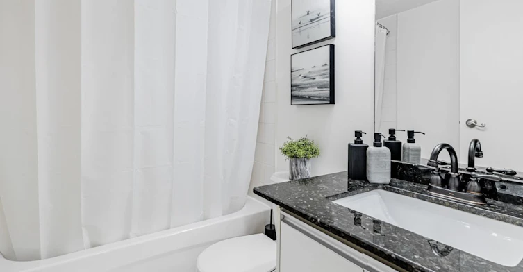1405-5765 Yonge Street, Toronto, ON, M2M 4H9 - 13