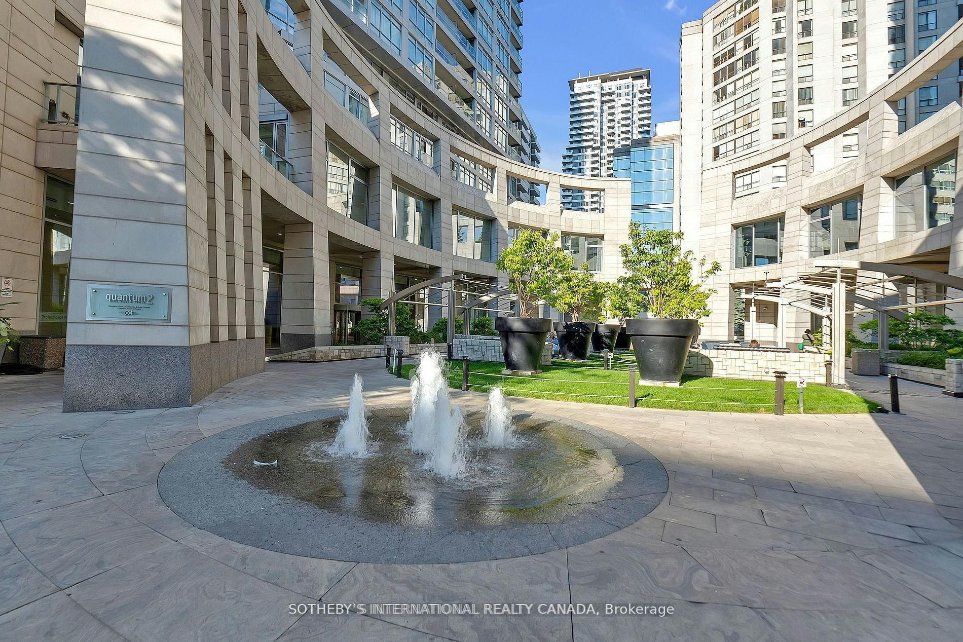 3302-2181 Yonge Street, Toronto, ON, M4S 3H7