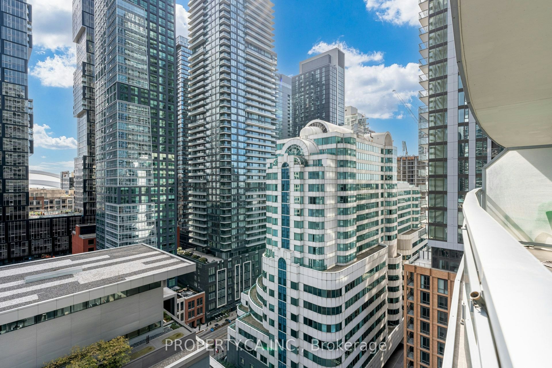 1609-21 Widmer Street, Toronto, ON, M5V 2E8 - 24