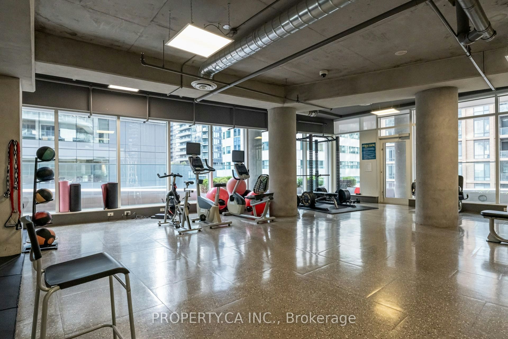 1609-21 Widmer Street, Toronto, ON, M5V 2E8 - 30