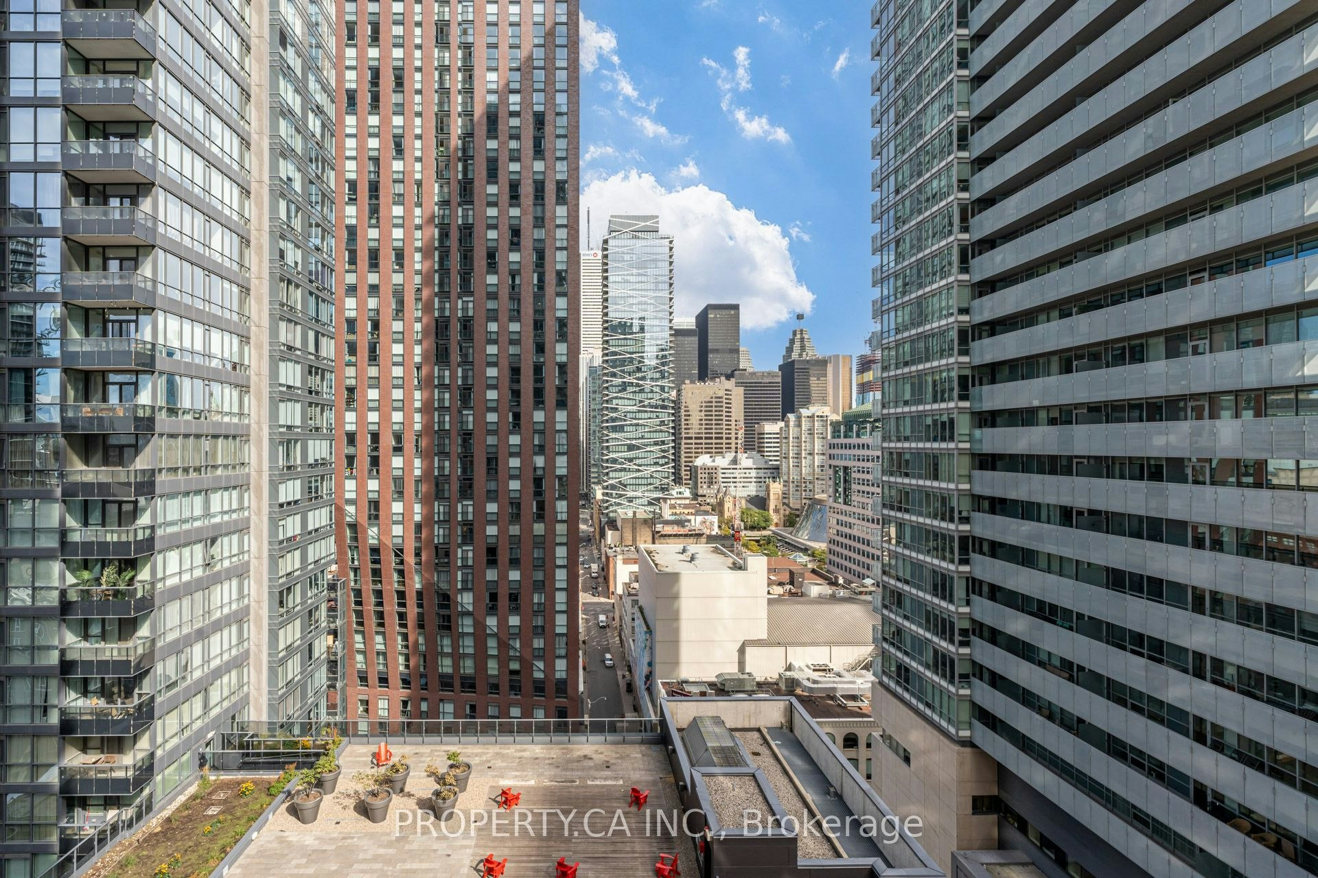 1609-21 Widmer Street, Toronto, ON, M5V 2E8 - 21