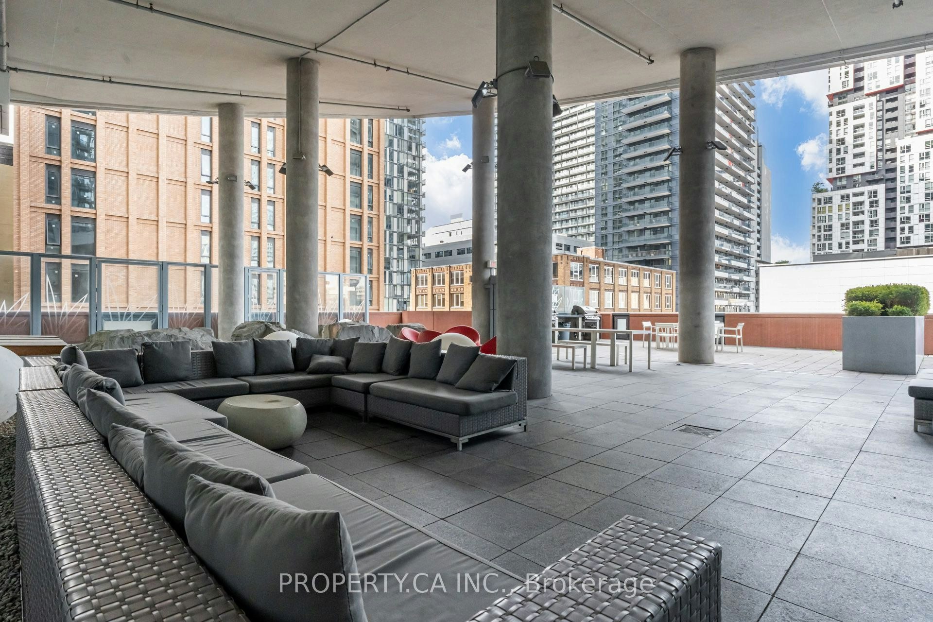 1609-21 Widmer Street, Toronto, ON, M5V 2E8 - 27