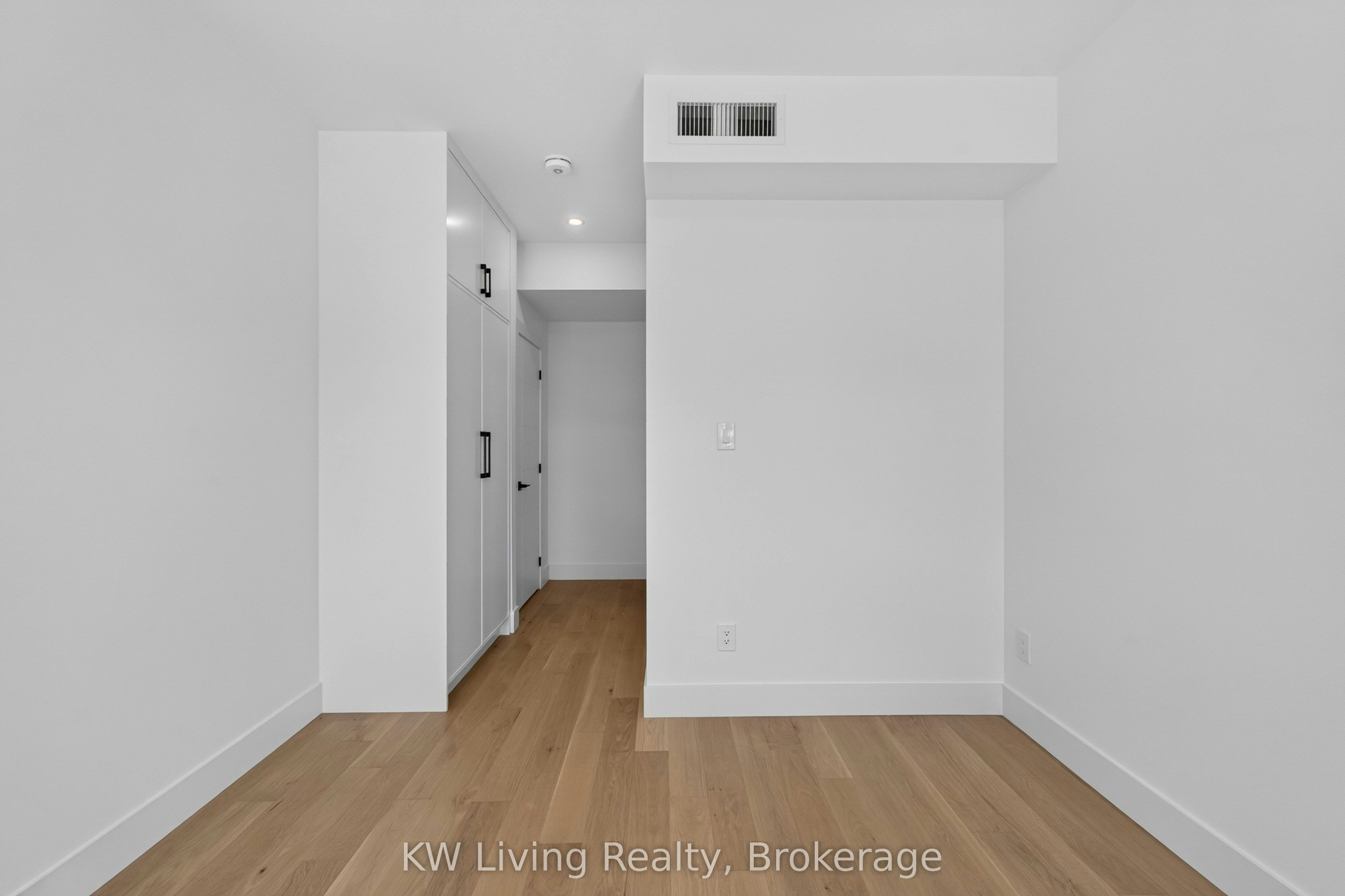 484 Westmount Avenue, Toronto, ON, M6E 3N5 - 28