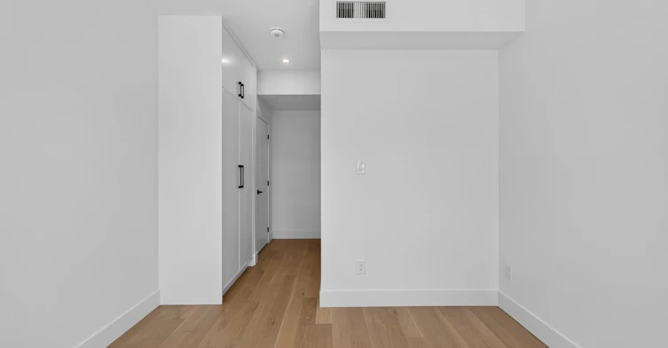 484 Westmount Avenue, Toronto, ON, M6E 3N5 - 28