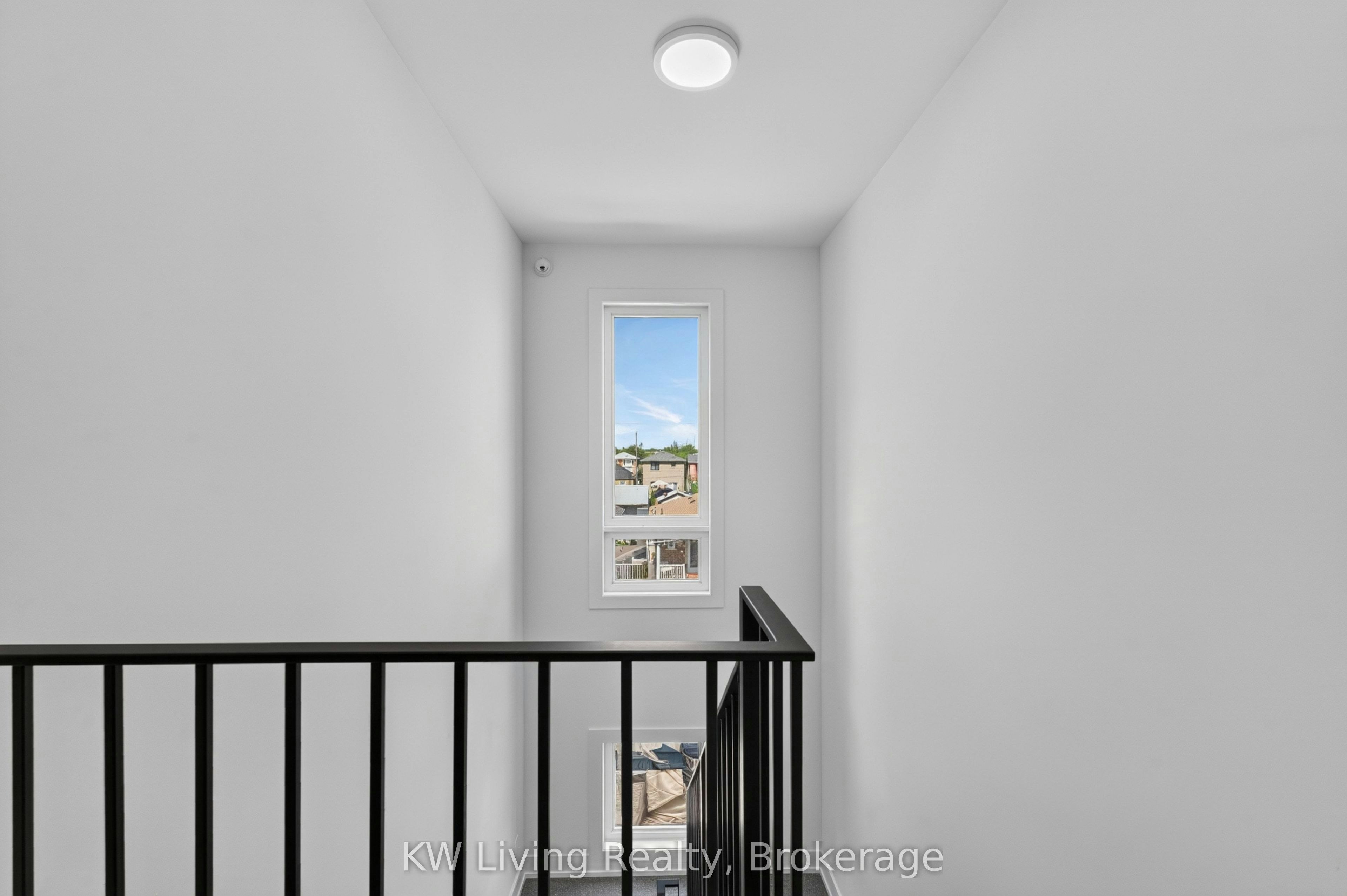 484 Westmount Avenue, Toronto, ON, M6E 3N5 - 33