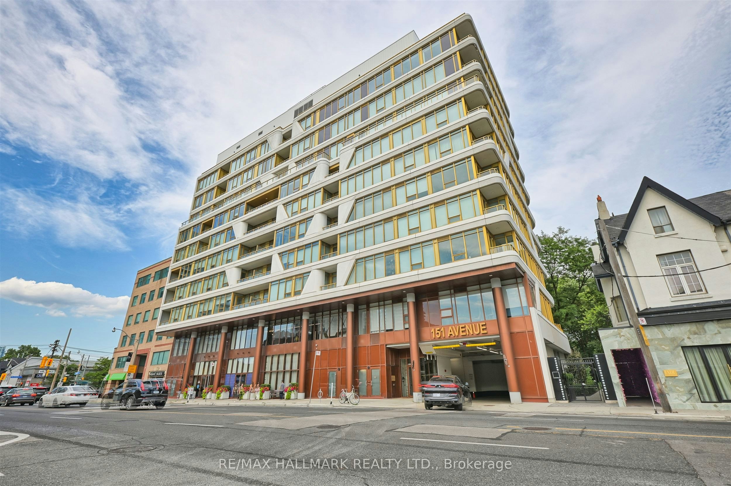 803-151 Avenue Road, Toronto, ON, M5R 0B8