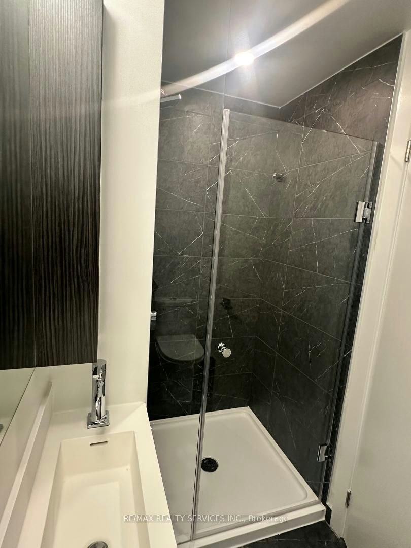 5612-252 Church Street, Toronto, ON, M5B 0E6 - 12