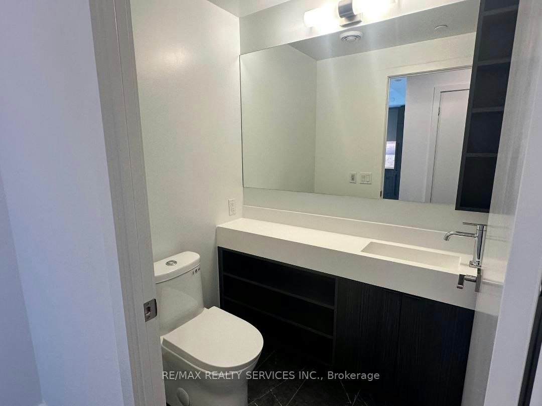 5612-252 Church Street, Toronto, ON, M5B 0E6 - 11