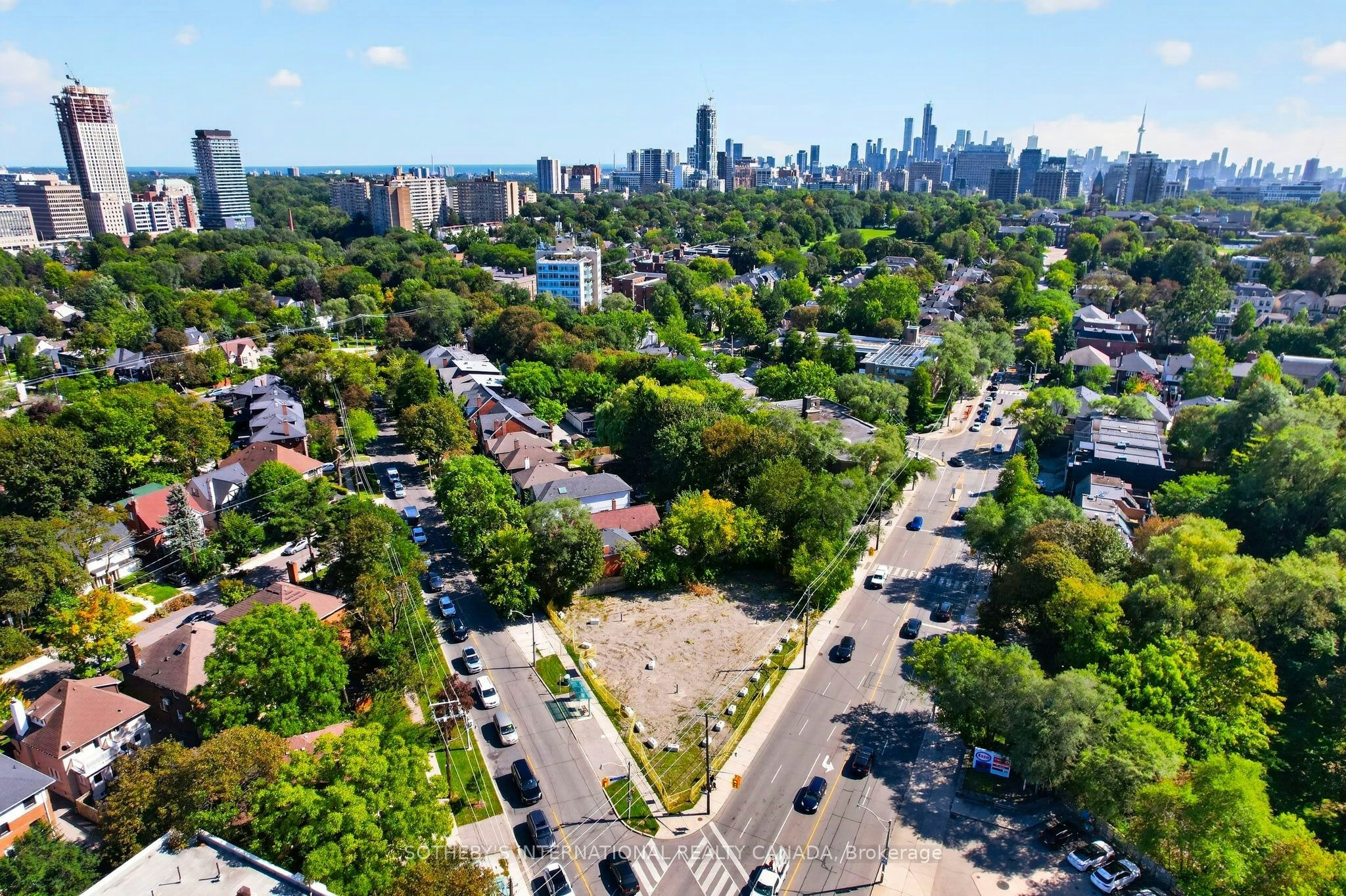 861 Avenue Road, Toronto, ON, M5P 2K4