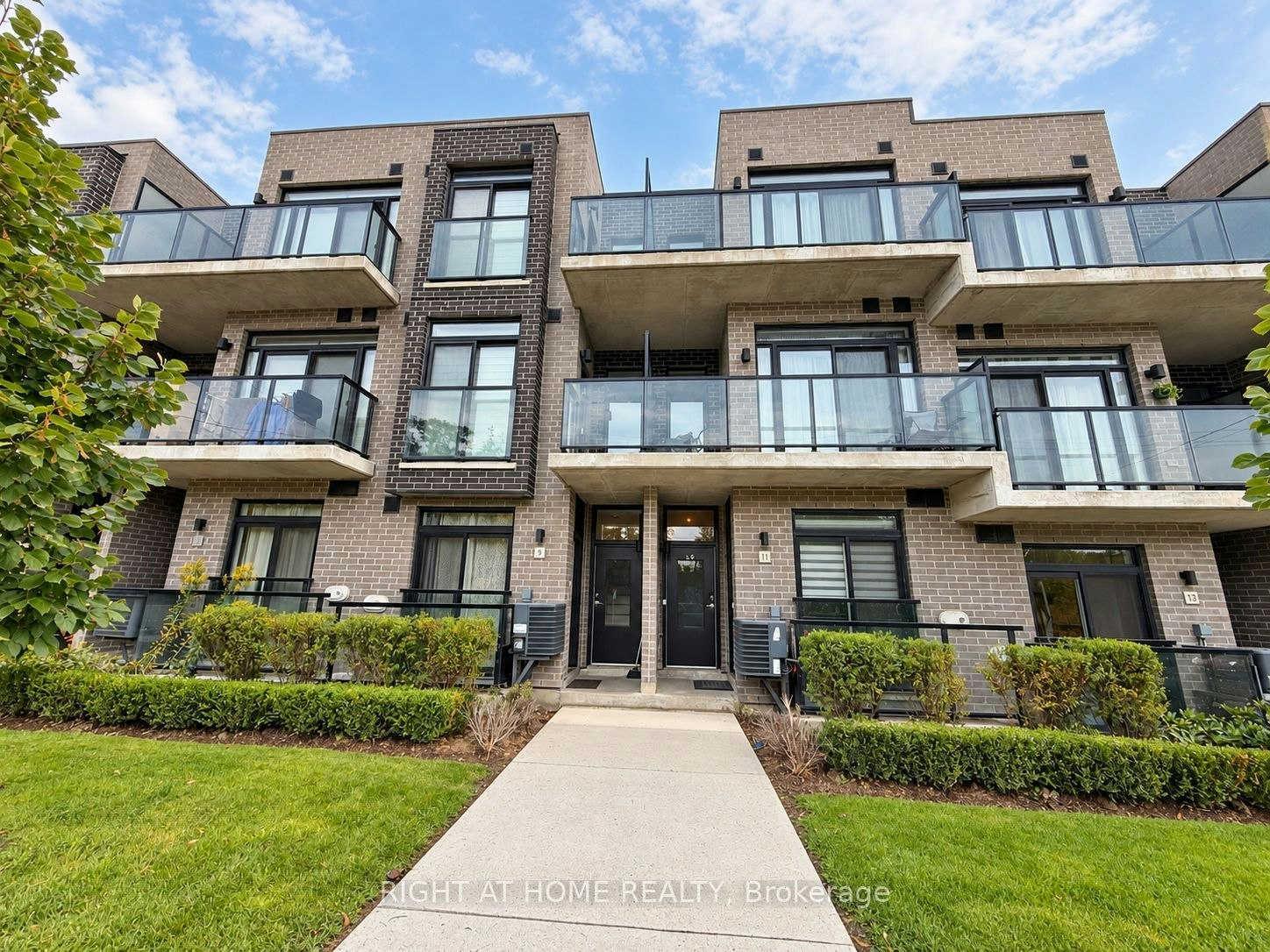 TH09-264 Finch Avenue E, Toronto, ON, M2N 0L3