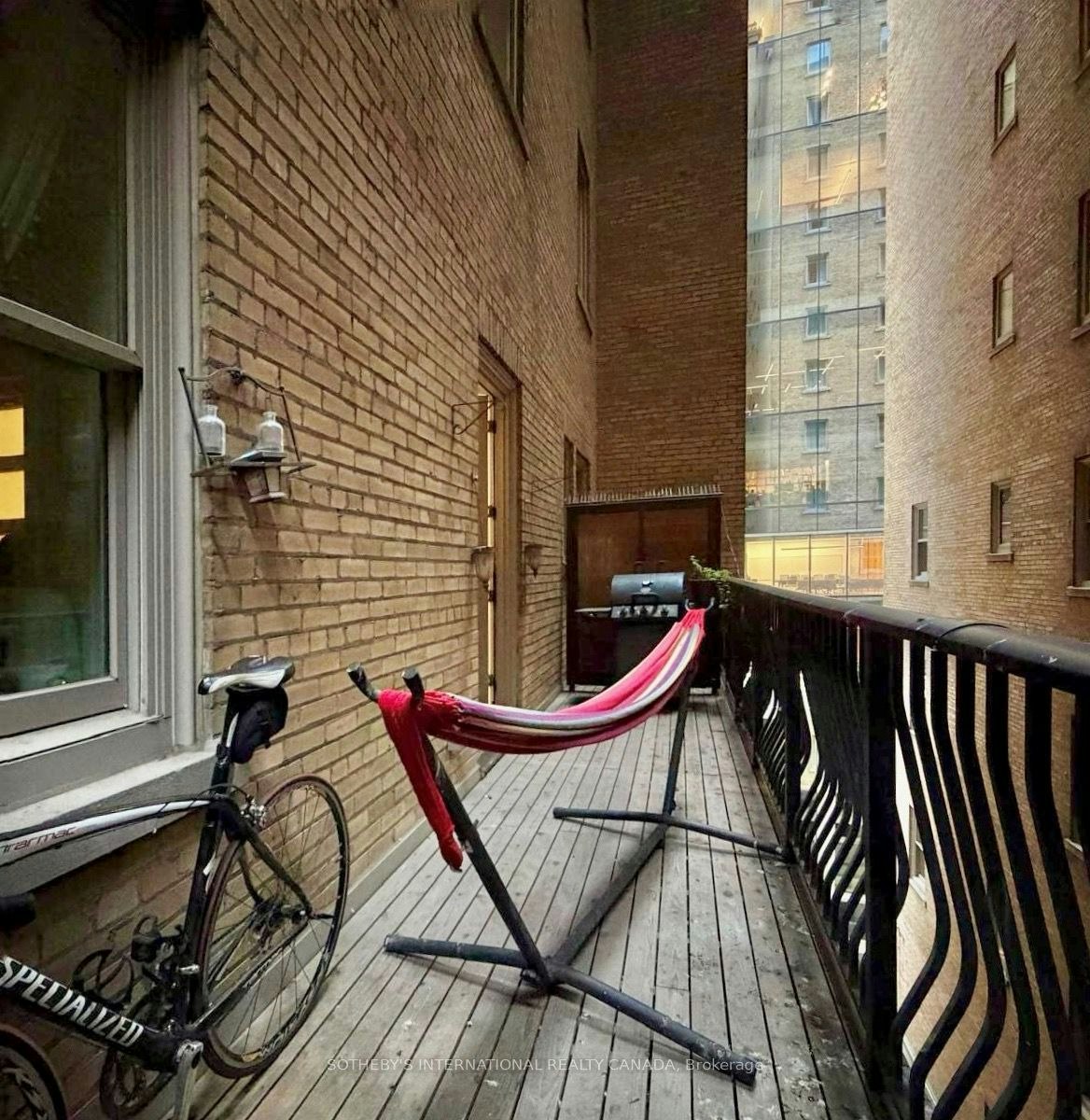544-22 Leader Lane, Toronto, ON, M5E 0B2 - 12