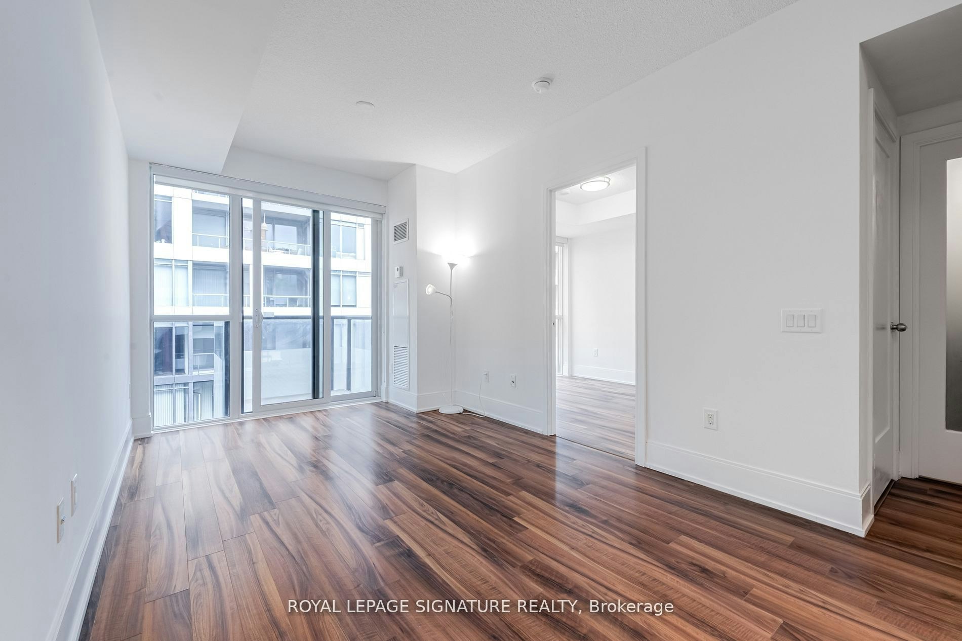 1103-560 Front Street W, Toronto, ON, M5V 1C1 - 10