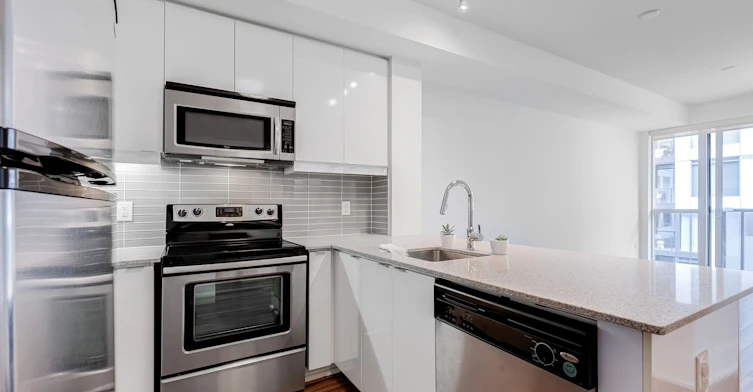 1103-560 Front Street W, Toronto, ON, M5V 1C1 - 4