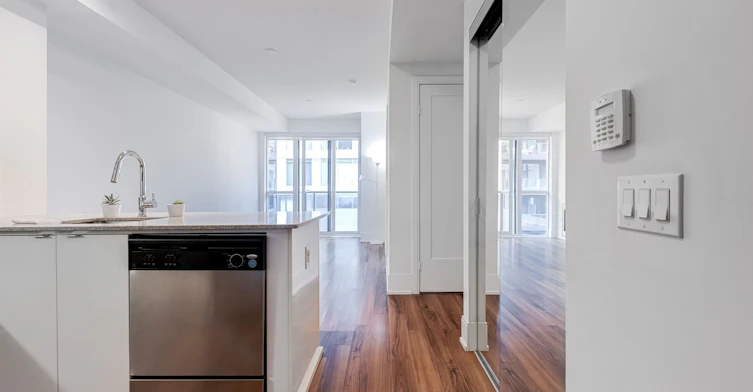 1103-560 Front Street W, Toronto, ON, M5V 1C1 - 3