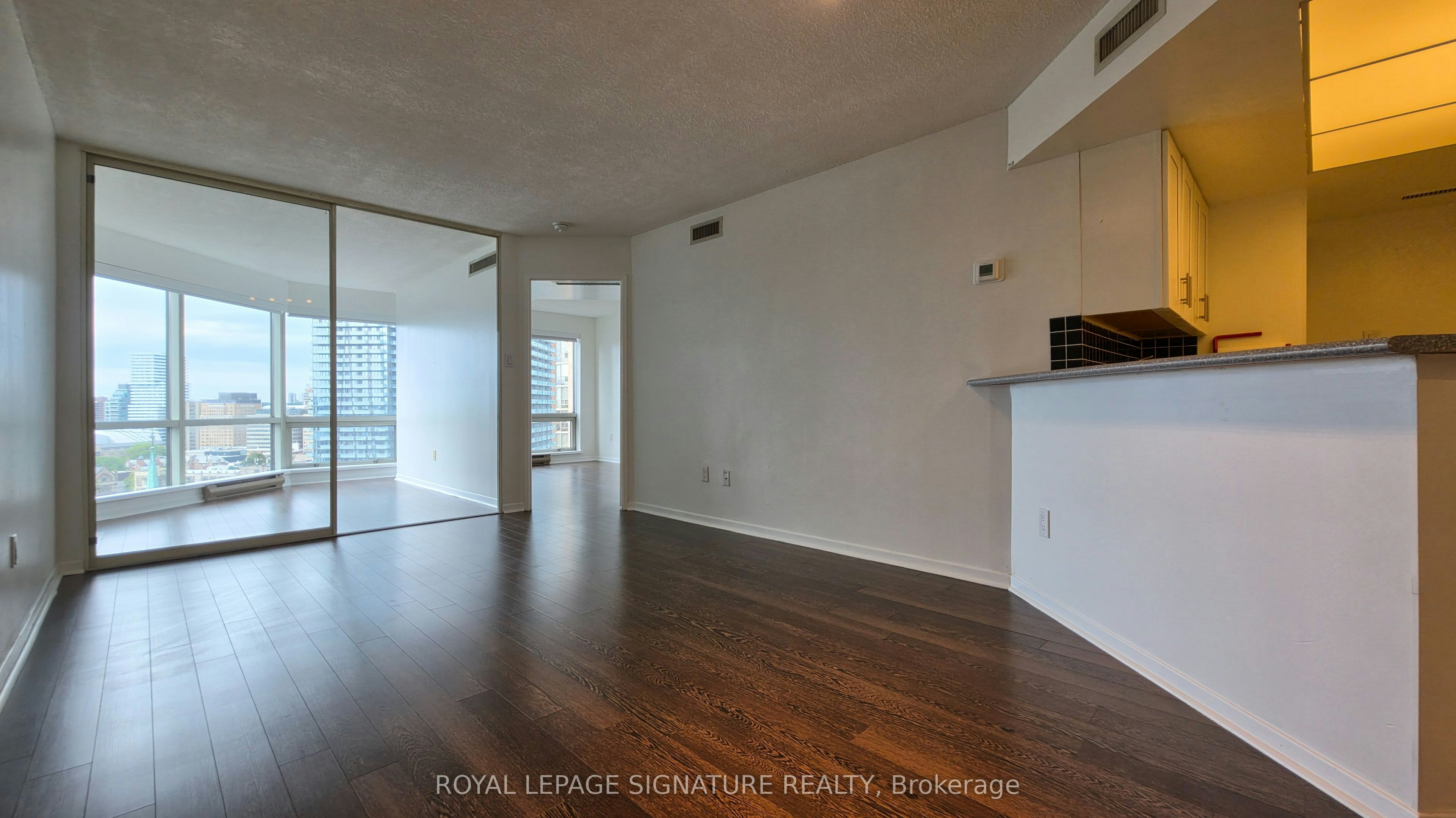 2019-1001 Bay Street, Toronto, ON, M5S 3A6 - 2