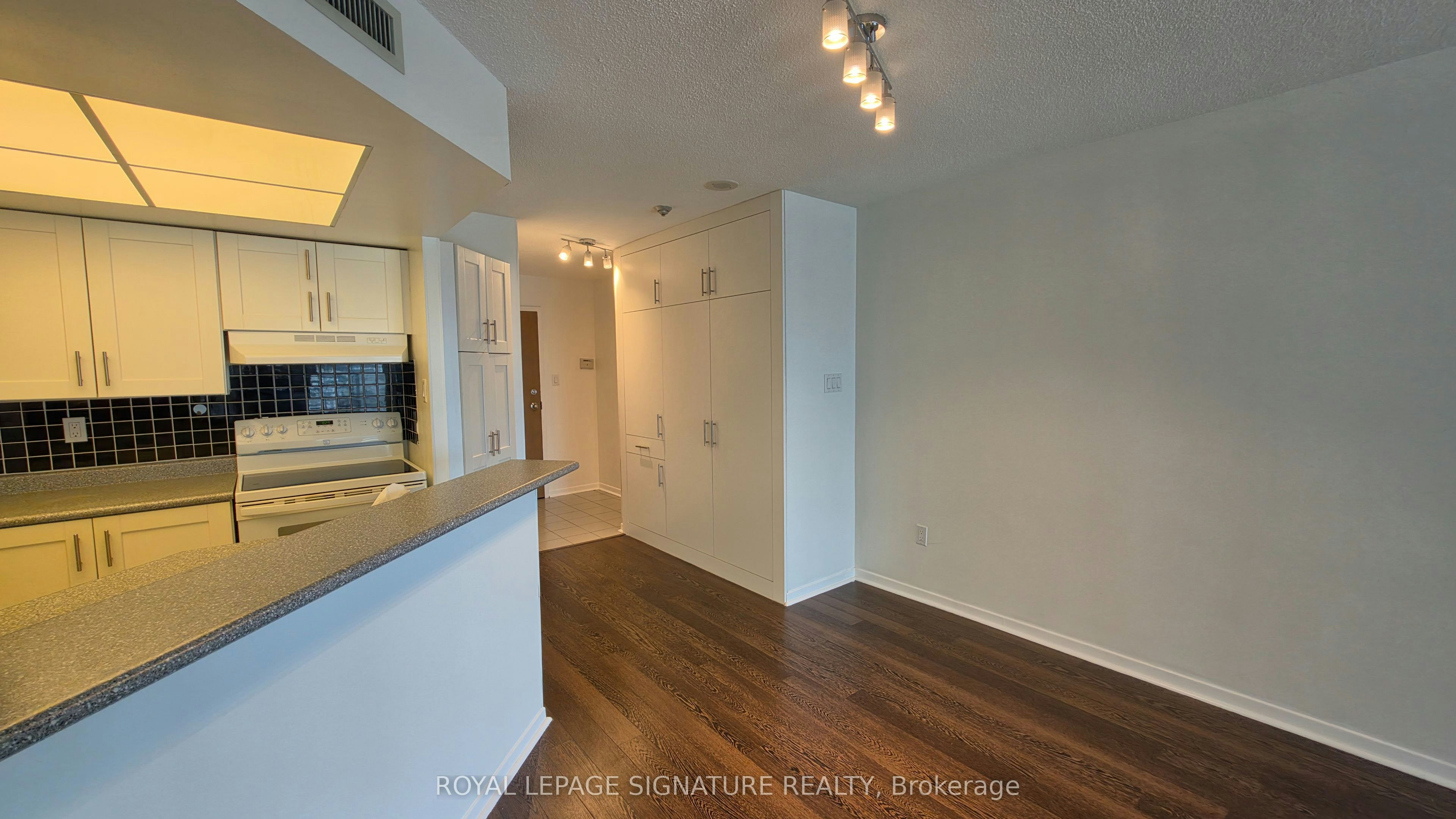 2019-1001 Bay Street, Toronto, ON, M5S 3A6 - 6