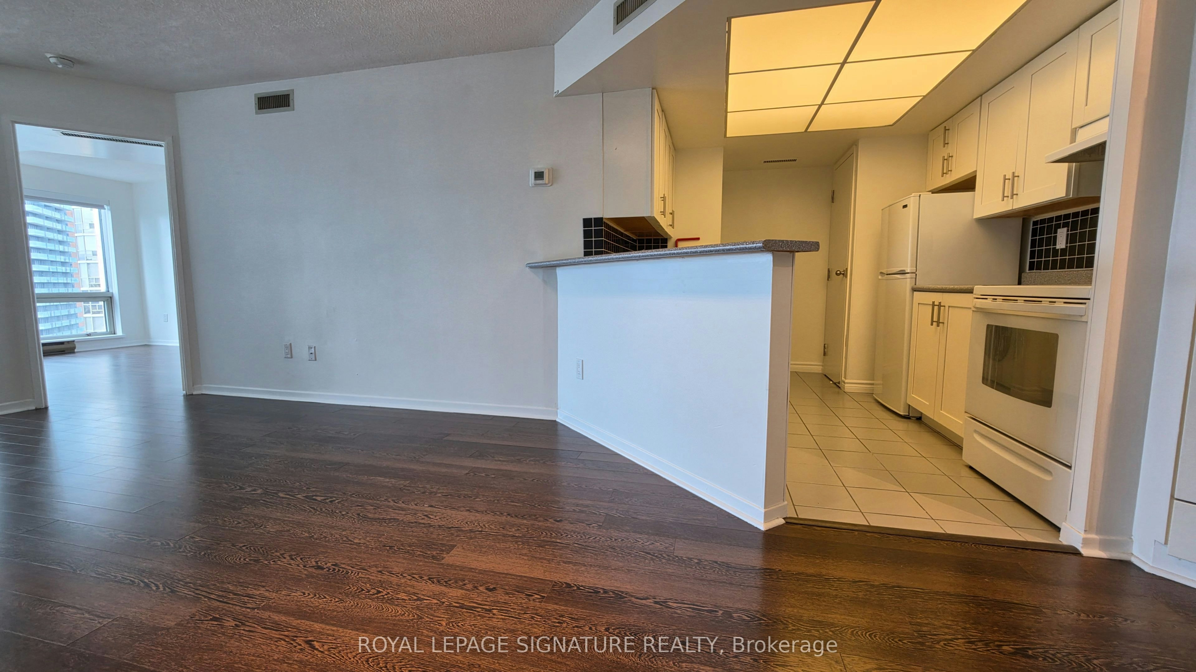 2019-1001 Bay Street, Toronto, ON, M5S 3A6 - 4