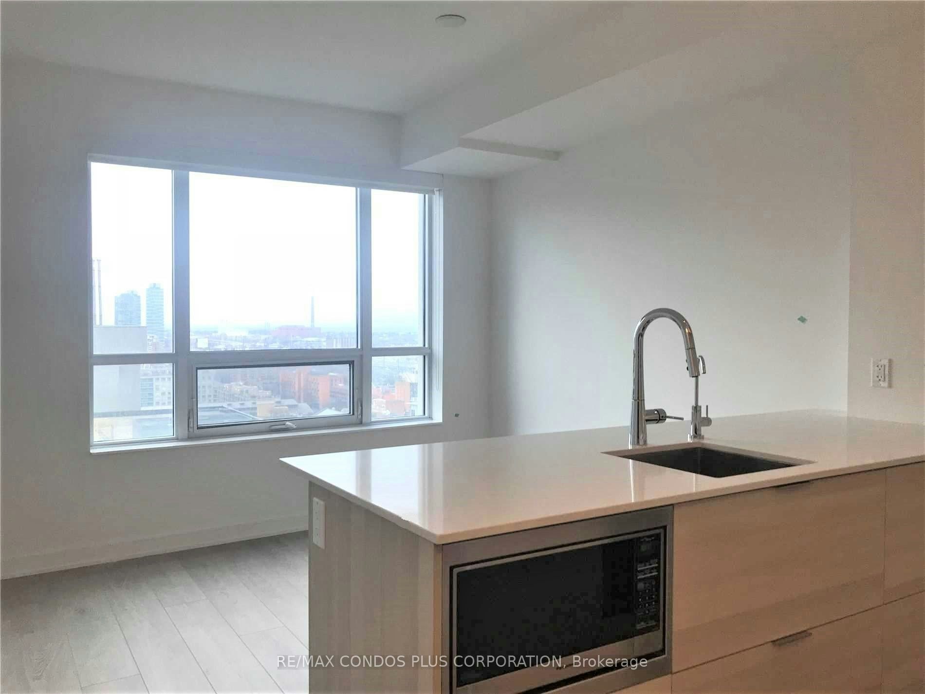 1907-88 Scott Street, Toronto, ON, M5E 0A9 - 3