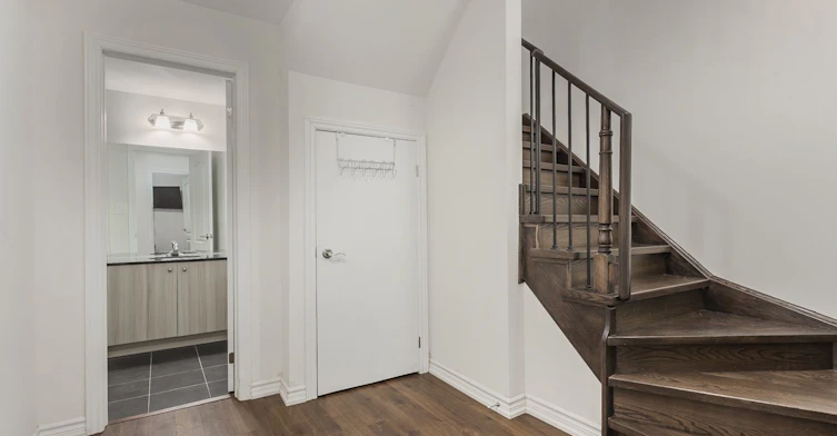 22-39 Drewry Avenue, Toronto, ON, M2M 0B4 - 9