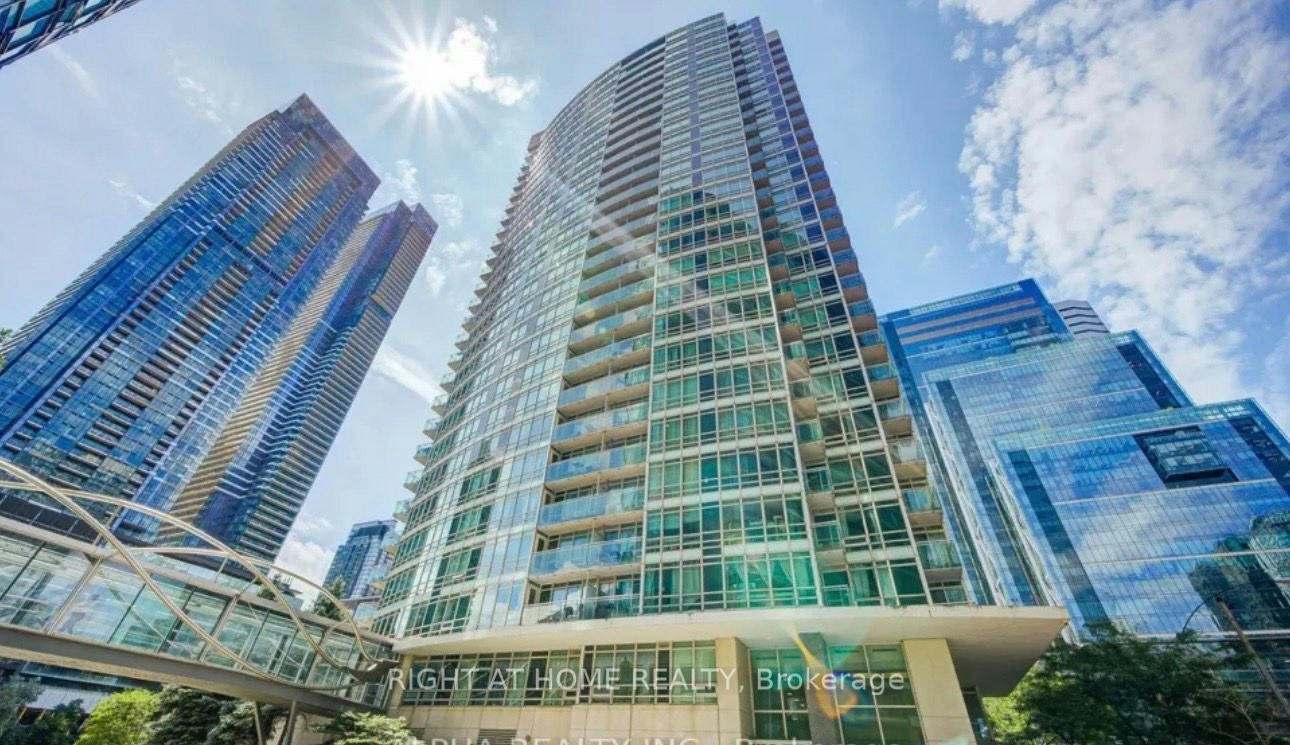 503-381 Front Street W, Toronto, ON, M5V 3R8