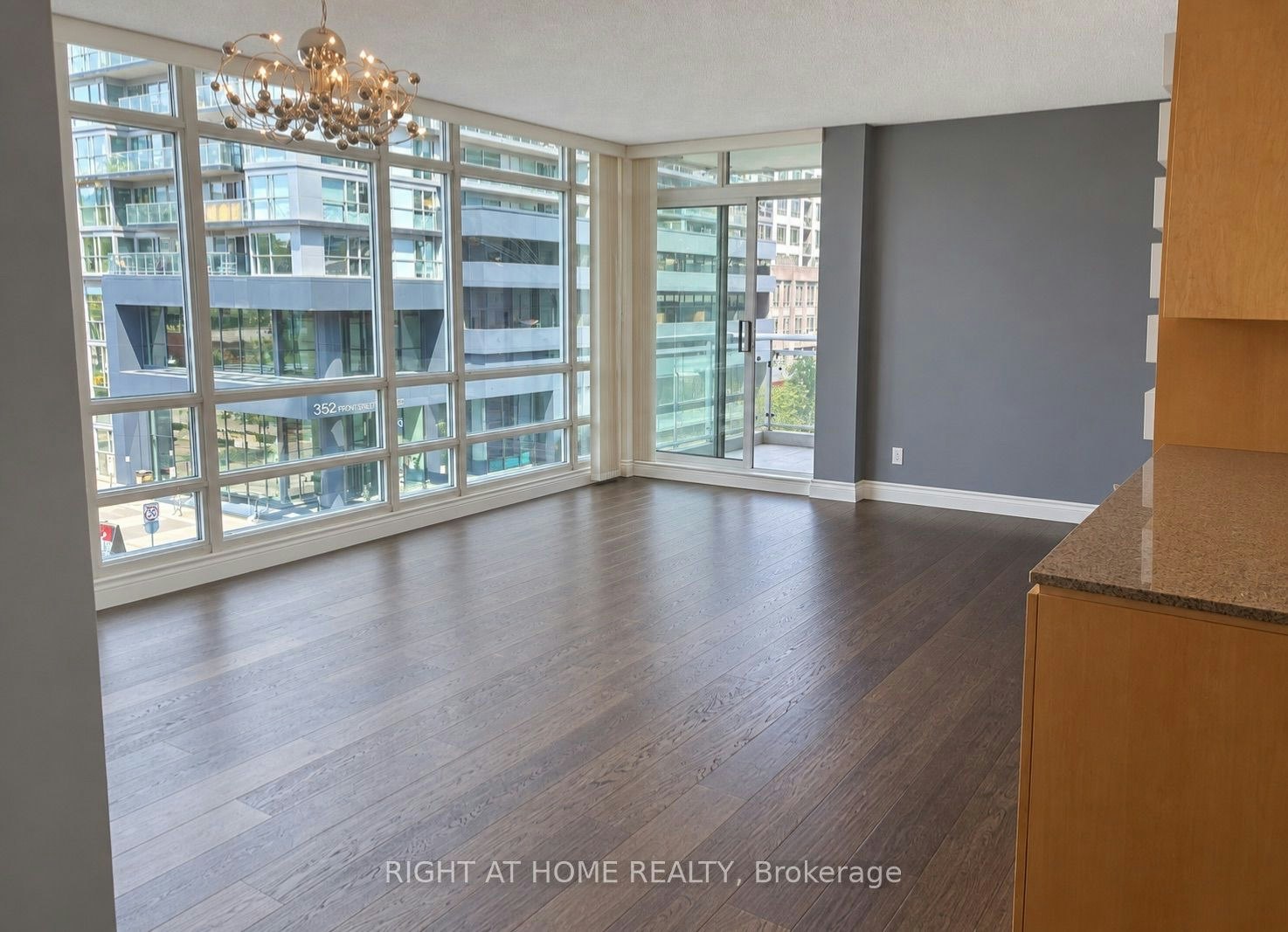 503-381 Front Street W, Toronto, ON, M5V 3R8 - 6