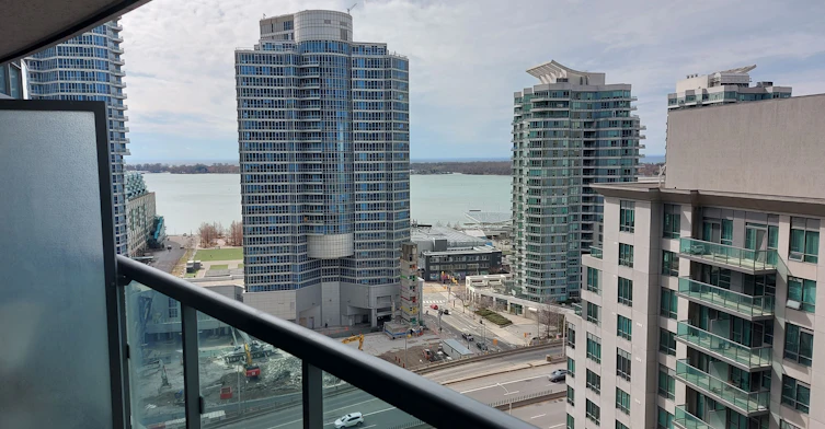 2101-19 Grand Trunk Crescent, Toronto, ON, M5J 3A3 - 9