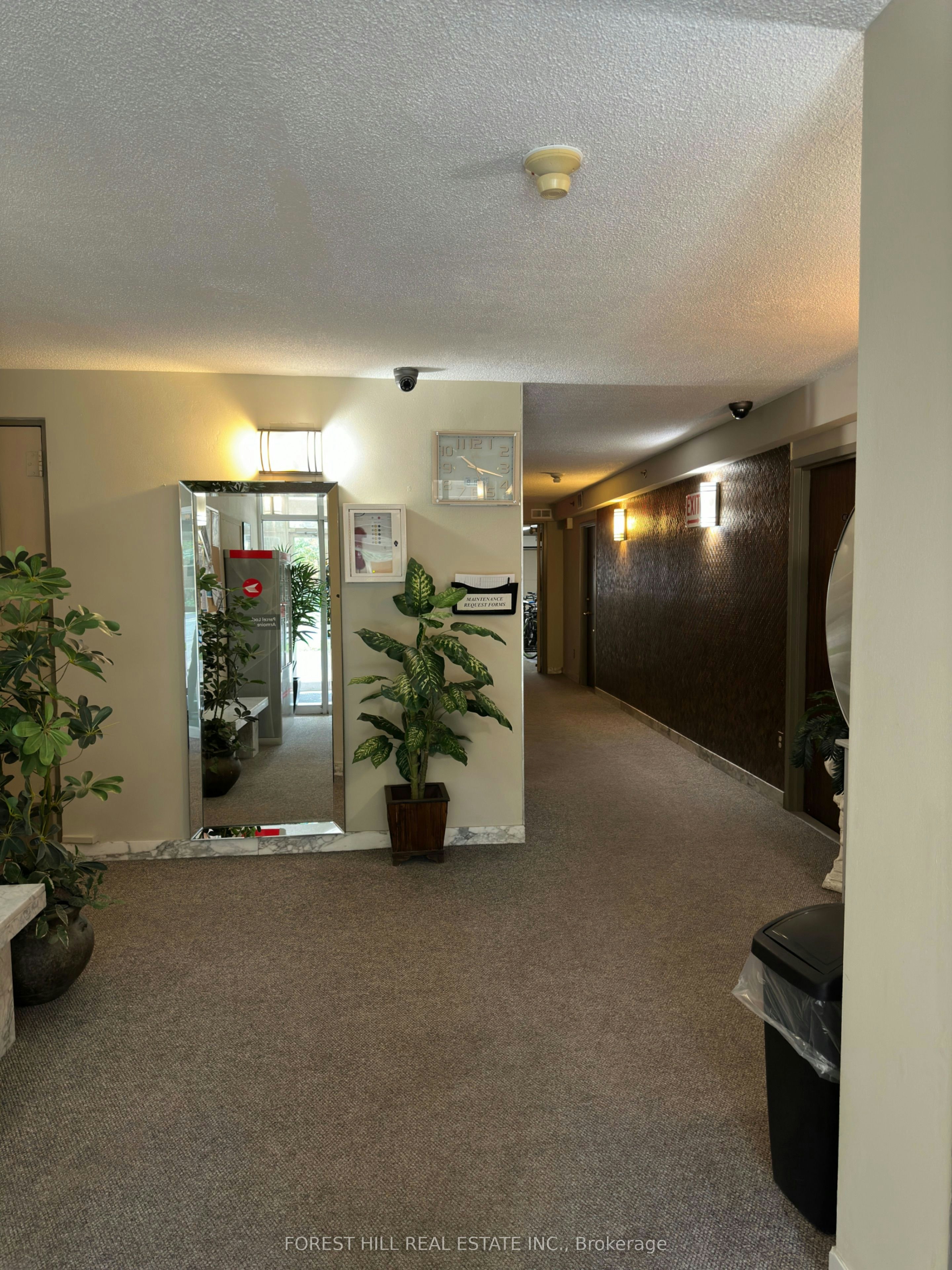 1001-34 Walmer Road, Toronto, ON, M5R 2W6 - 20
