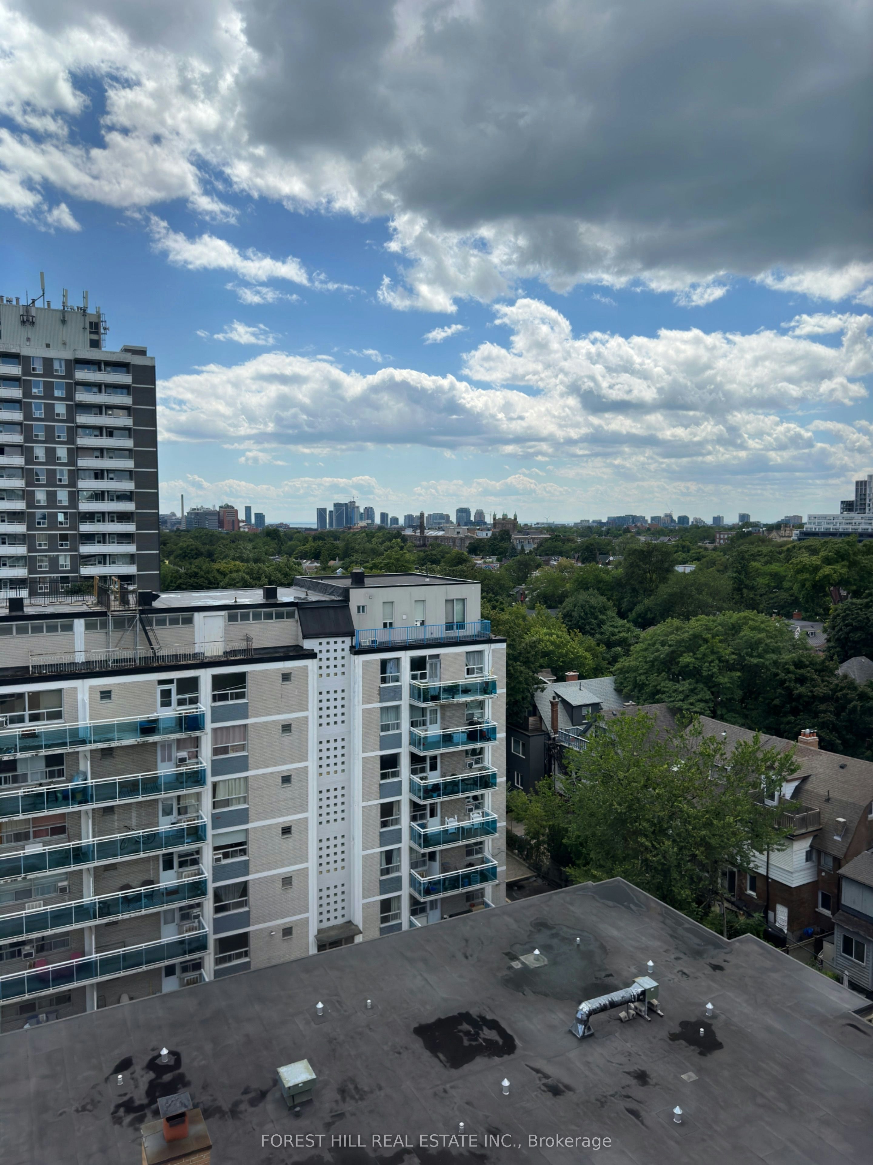 1001-34 Walmer Road, Toronto, ON, M5R 2W6 - 14