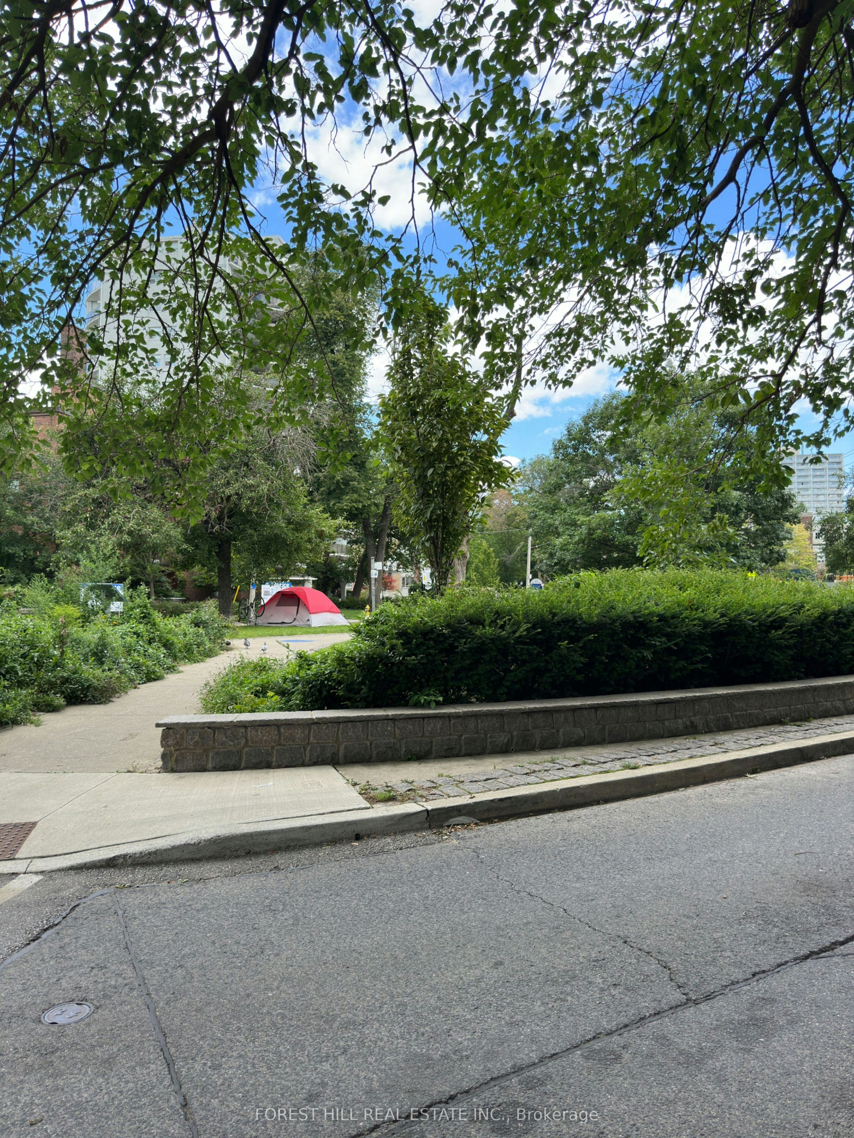 1001-34 Walmer Road, Toronto, ON, M5R 2W6 - 19
