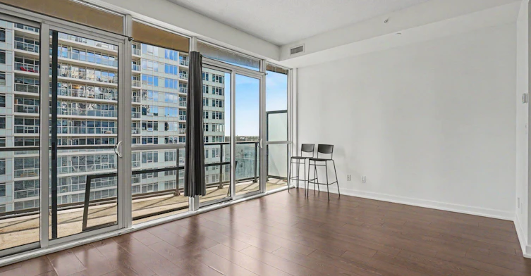 1510-20 Bruyeres Mews, Toronto, ON, M5V 0G8 - 3