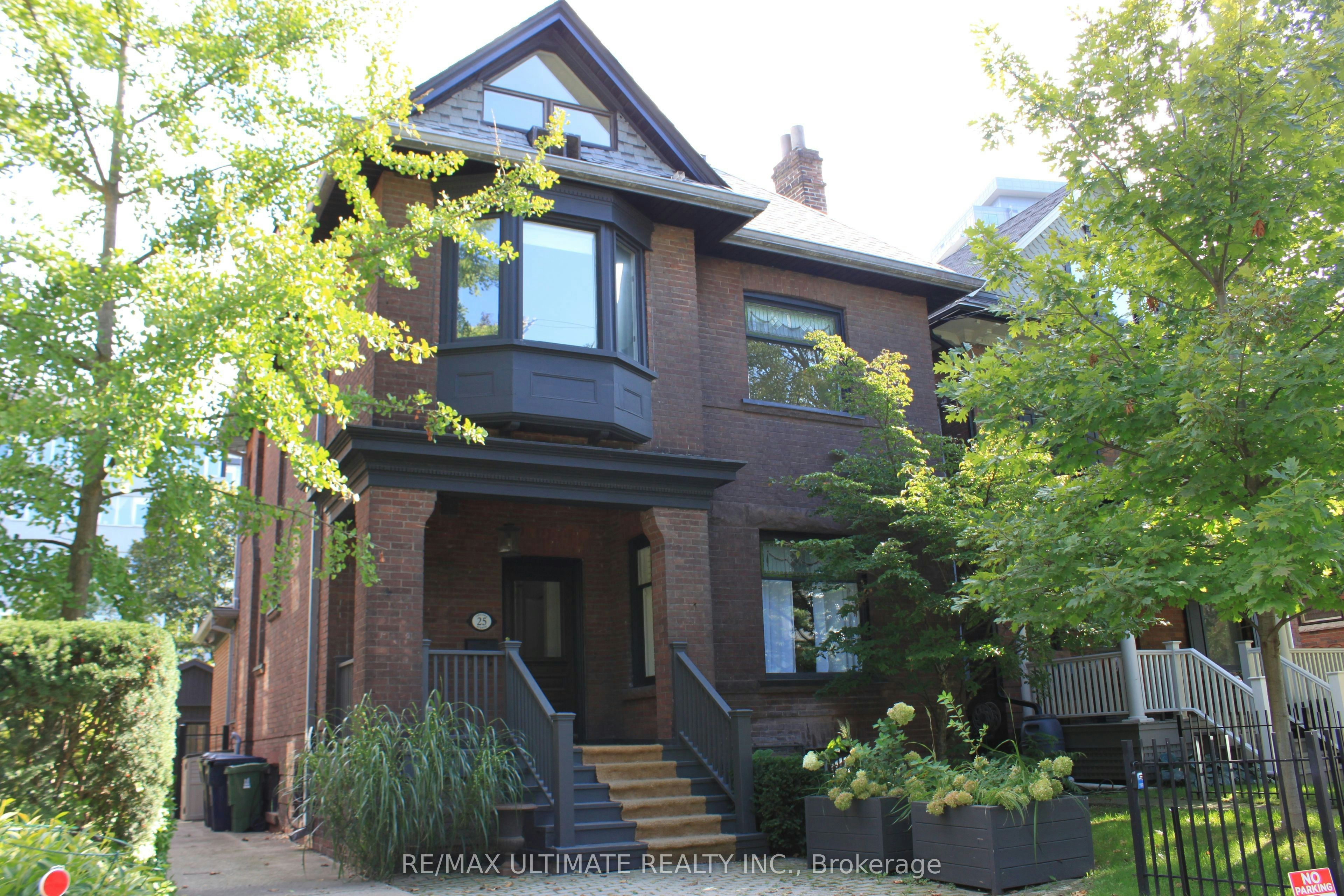 25 Chicora Avenue, Toronto, ON, M5R 1T7 - 2