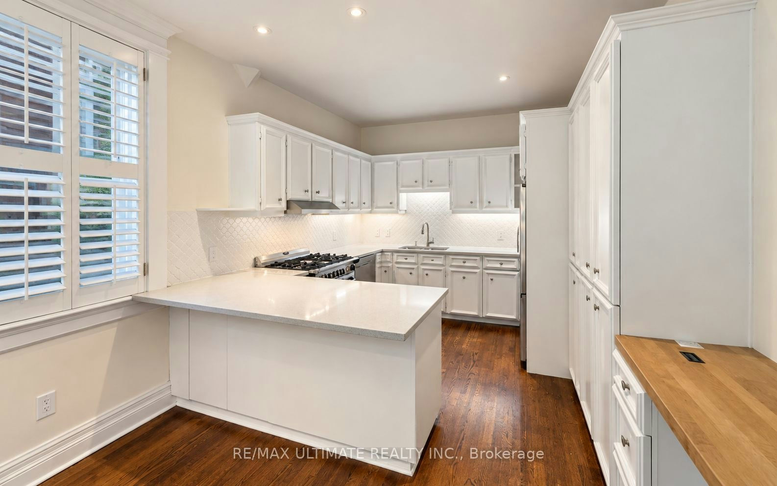 25 Chicora Avenue, Toronto, ON, M5R 1T7 - 6