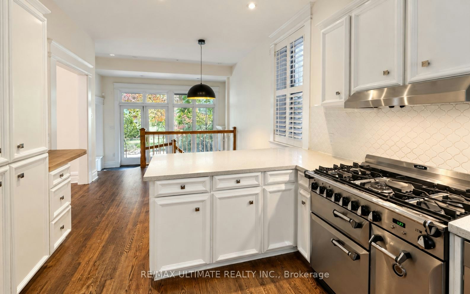 25 Chicora Avenue, Toronto, ON, M5R 1T7 - 5