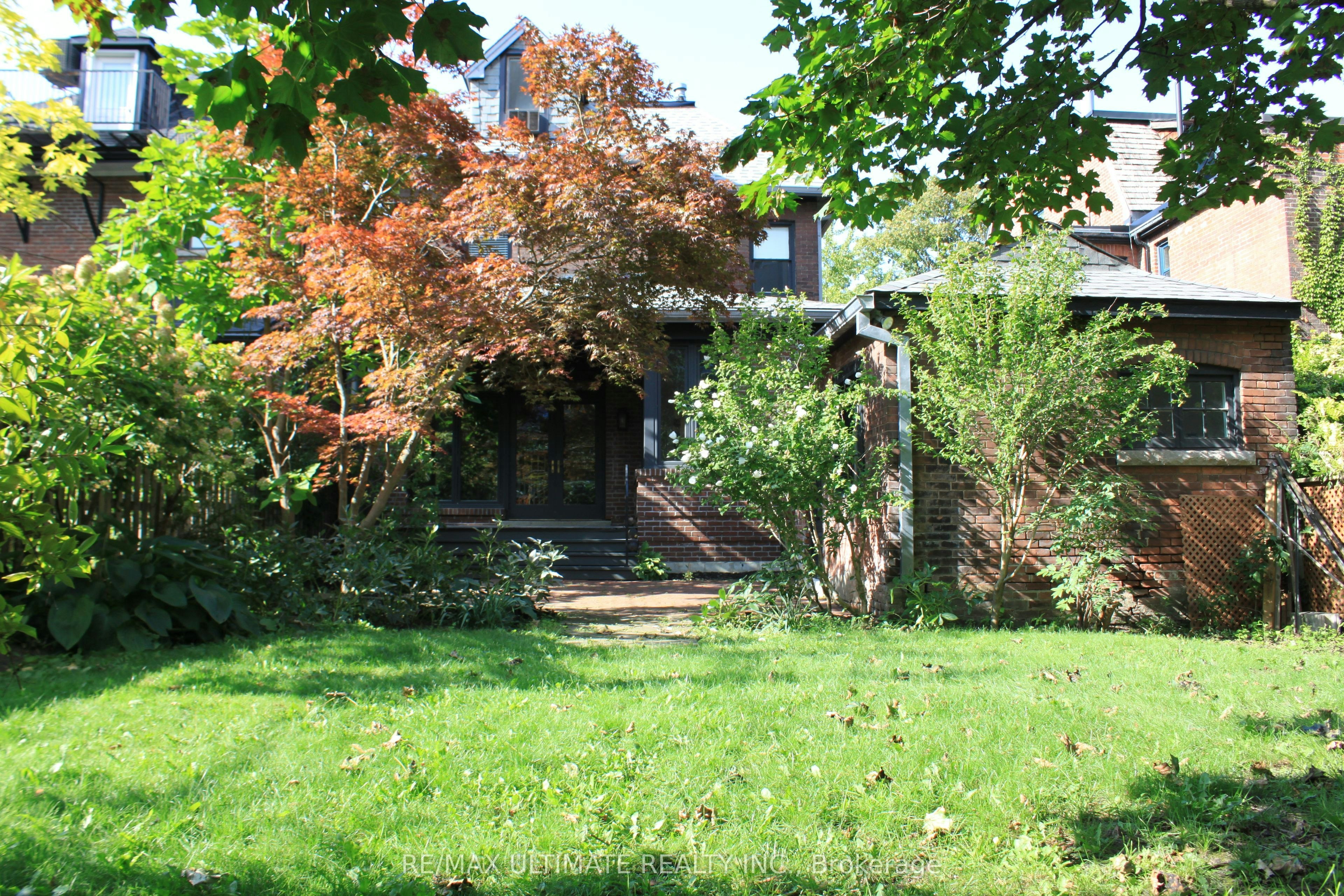 25 Chicora Avenue, Toronto, ON, M5R 1T7 - 32