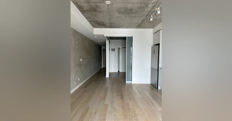 410-111 Bathurst Street, Toronto, ON, M5V 0M9 - 6