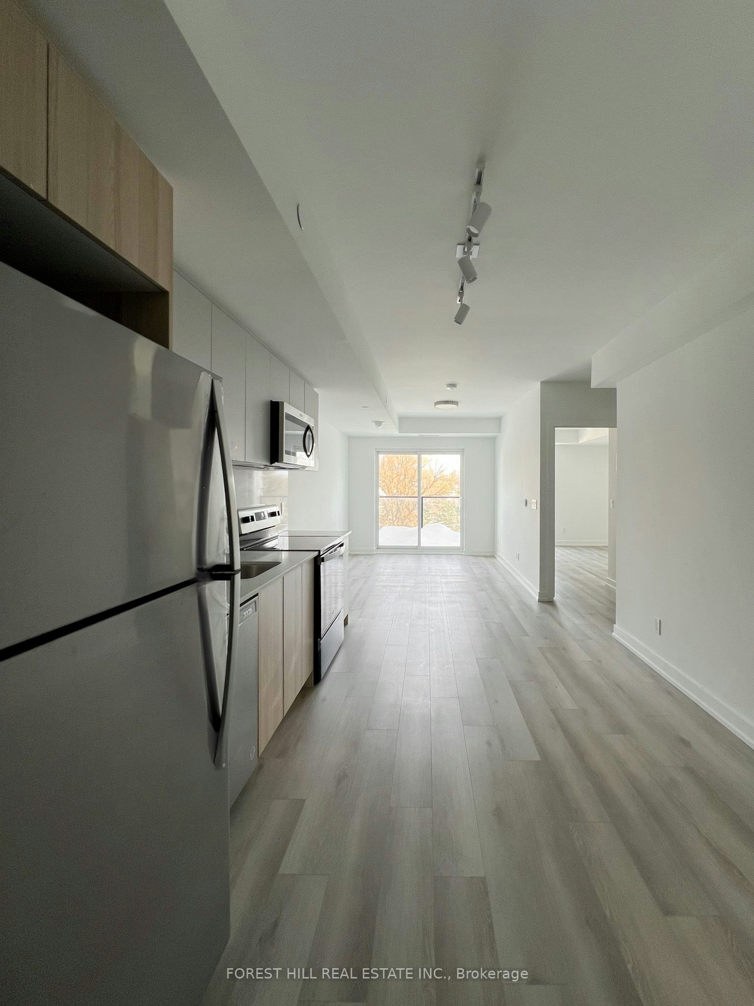 606-2000 Bathurst Street, Toronto, ON, M5P 0A7 - 5