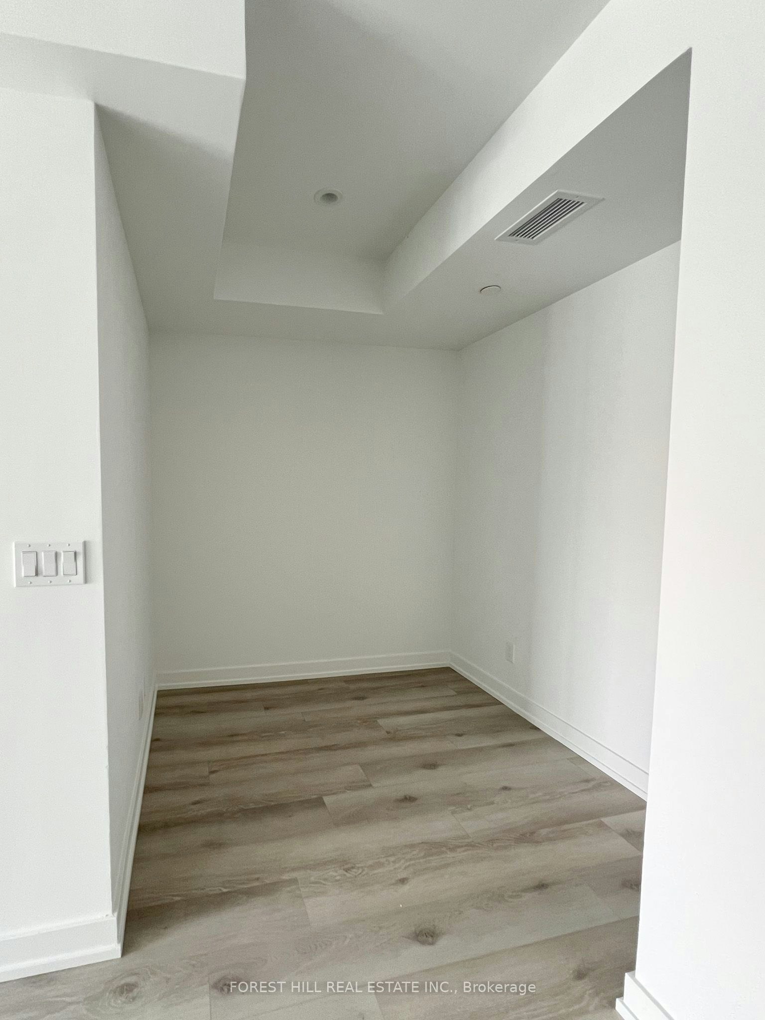 606-2000 Bathurst Street, Toronto, ON, M5P 0A7 - 3