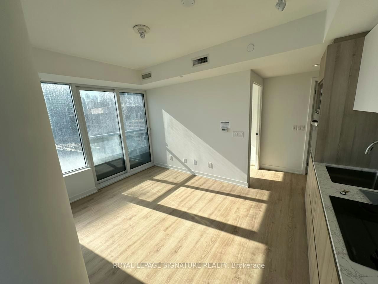 1115-319 Jarvis Street, Toronto, ON, M5B 2C2 - 2