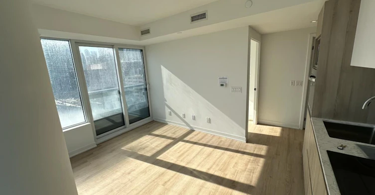 1115-319 Jarvis Street, Toronto, ON, M5B 2C2 - 2